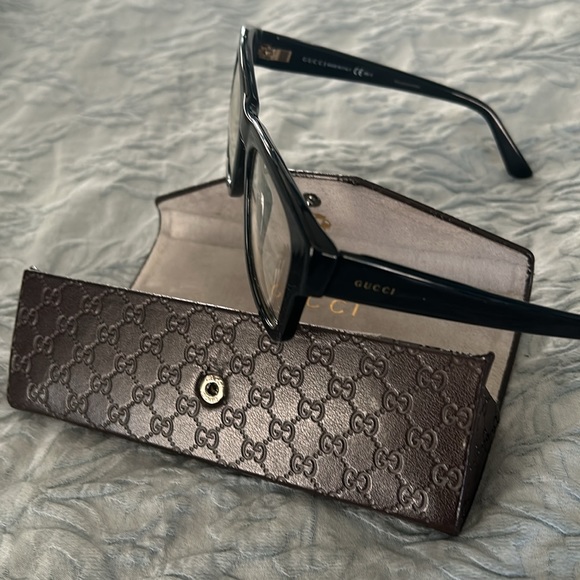 Gucci glasses ready for rx - Picture 2 of 6